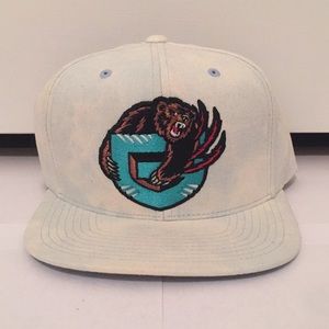 Vancouver Grizzlies Mitchell & Ness SnapBack